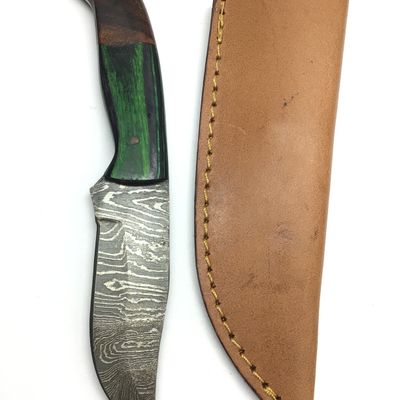 Damascus skinning knife
