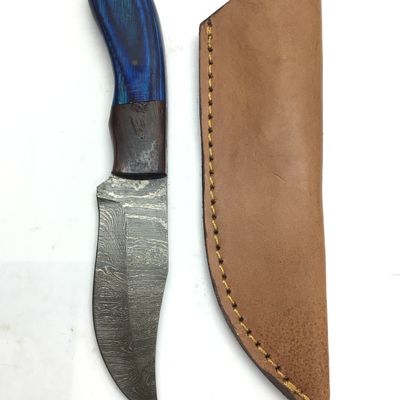 Damascus skinning knife