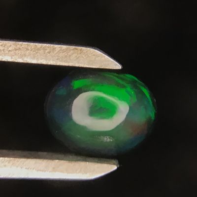 Opal cabachon