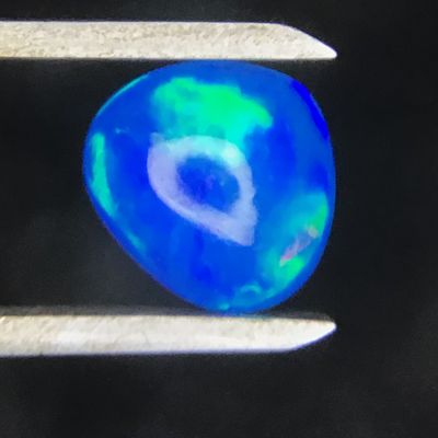 Opal cabachon