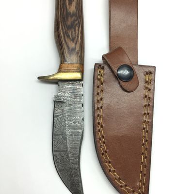Damascus skinning knife