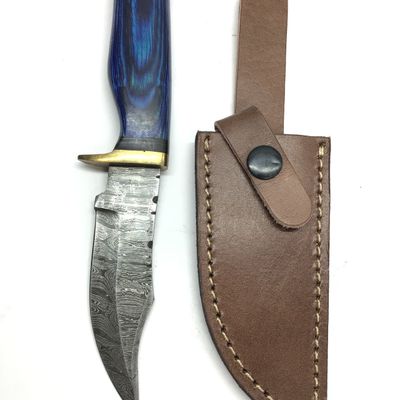 Damascus skinning knife
