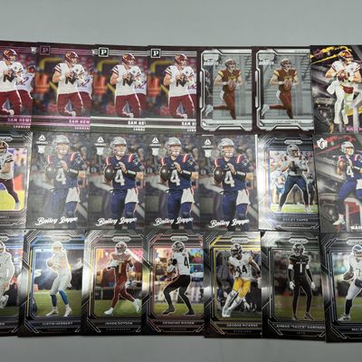 (21) 2022 Panini Chronicles Football Cards W/ Rookies & Parallels