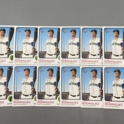 (12) 2022 Topps Heritage Julio Rodriguez RCs #700