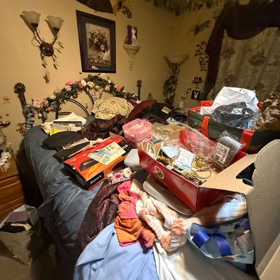 Sale Photo Thumbnail #32