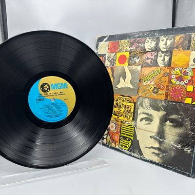 1968 MGM Records Eric Burdon & The Animals The Twain Shall Meet Vinyl Album - SE4537