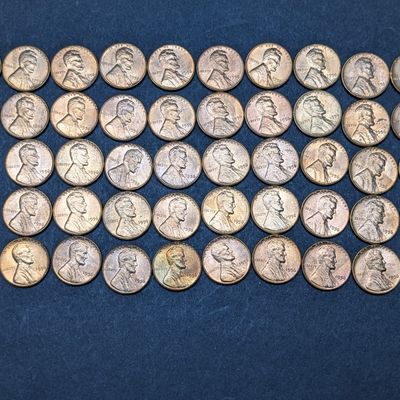 Sale Photo Thumbnail #194: (50) 1956 Lincoln Wheat Cents - Uncirculated RD Specimens with Iridescent Toning