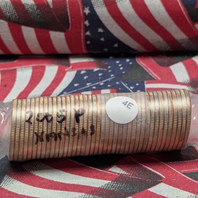(40) 2005-P US Kansas State Quarters - $10 Face Value Roll - Shrink wrapped for banks