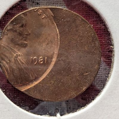 Sale Photo Thumbnail #369: 1981-P Lincoln Memorial Cent - Major Off-Center Strike Error