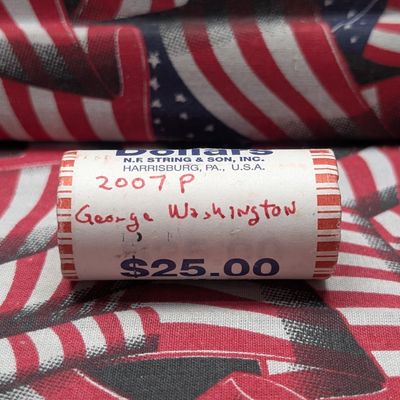Sale Photo Thumbnail #327: (25) 2007-P George Washington Presidential $1 Coins - Bank-Wrapped Roll