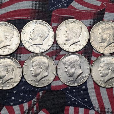 (8) 1971-1976 P&D Kennedy Half Dollars - Includes Bicentennial Issues