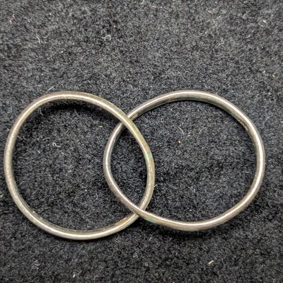 Sale Photo Thumbnail #387: (2) Sterling Silver Interlocking Plain Band Rings - 2.1 pw