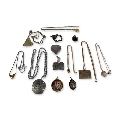 13pc Collection of Vintage Costume Necklaces, Pendants and Lockets