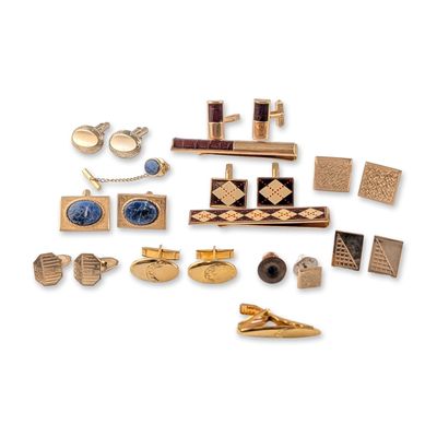 22pc Collection of Swank and Vintage Gold-Tone Men's Cufflinks, Tie Clips & Tie Pin