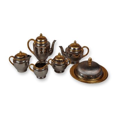 6pc Collection of Wedgwood Silver and Gold Luster Ceramic Tea and Coffee Service Items