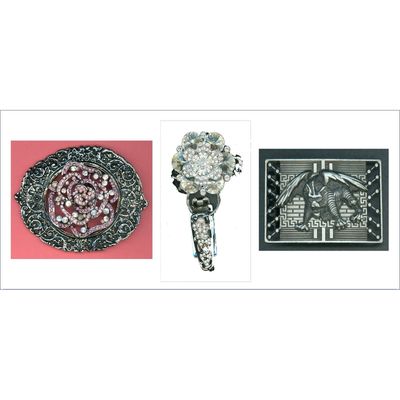 1 CARD OF ASSORTED METAL BUCKLES