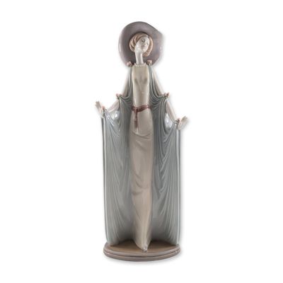 Sale Photo Thumbnail #452: Lladro Afternoon Tea Porcelain Figurine