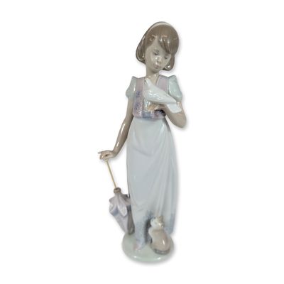 Sale Photo Thumbnail #455: Lladro Summer Stroll 1991 Society Figurine
