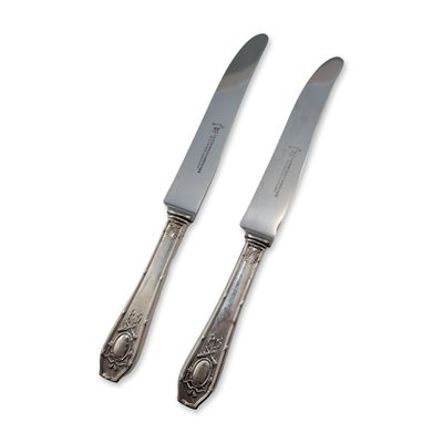 Sale Photo Thumbnail #494: 2pc R. Wallace & Sons Sterling Silver Handled Dinner Knives