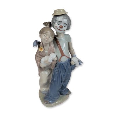 Sale Photo Thumbnail #84: Lladro Pals Forever Porcelain Figurine Model 7686