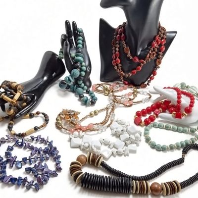 Sale Photo Thumbnail #201: Beaded Jewelry Lot, 9 Pieces Mixed Materials