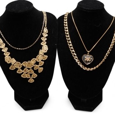 Sale Photo Thumbnail #209: (5) Gold-Tone Necklaces
