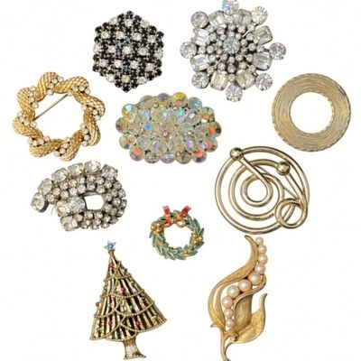 Sale Photo Thumbnail #34: Vintage Estate Brooch Lot