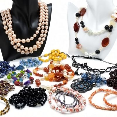 Sale Photo Thumbnail #66: Vintage Estate Jewelry Lot