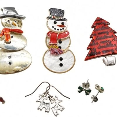 Sale Photo Thumbnail #124: Christmas Mixed Lot