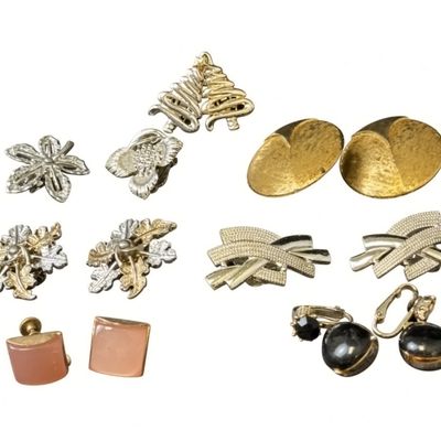 Sale Photo Thumbnail #132: Vintage Earrings Lot, 7 Pairs Costume