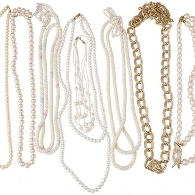 Sale Photo Thumbnail #184: 8 Faux Pearl & Beaded Necklaces