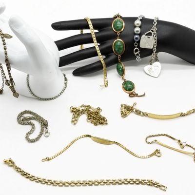 Sale Photo Thumbnail #83: Vintage & Estate Bracelet Collection