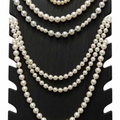 Sale Photo Thumbnail #274: 10-Piece Vintage Faux Pearl Estate Jewelry