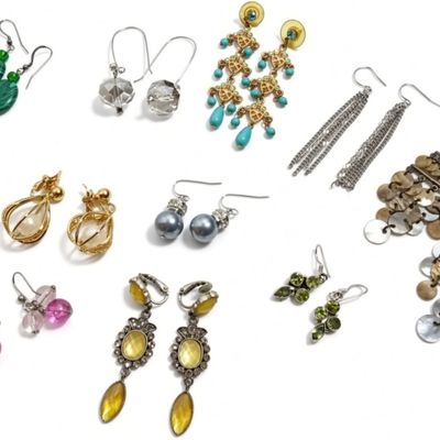 Sale Photo Thumbnail #5: 10 Pair of Pierced Dangle Earrings
