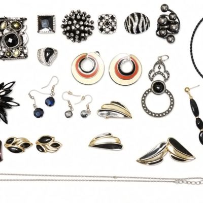 Sale Photo Thumbnail #282: 20+ Piece Vintage Black & Gunmetal-Tone Jewelry