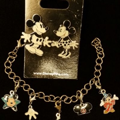 Sale Photo Thumbnail #243: Official Disney Mickey & Minnie Mouse