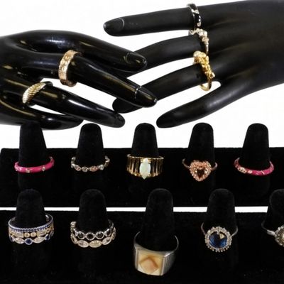 Sale Photo Thumbnail #86: Vintage & Estate Ring Collection