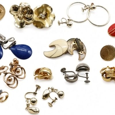 Sale Photo Thumbnail #211: (17) Clip-On & Screw Back Earrings