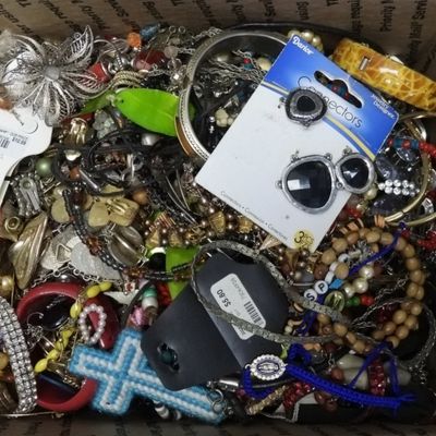 Sale Photo Thumbnail #350: Mystery Flat Rate Box