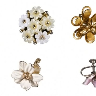 Sale Photo Thumbnail #303: Vintage Floral Clip-On Earrings Lot