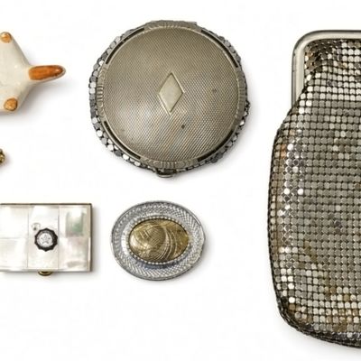 Sale Photo Thumbnail #287: Vintage Vanity & Novelty Estate Lot