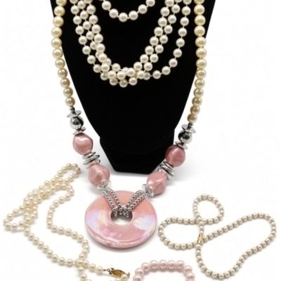 Sale Photo Thumbnail #101: Pretty In Pink