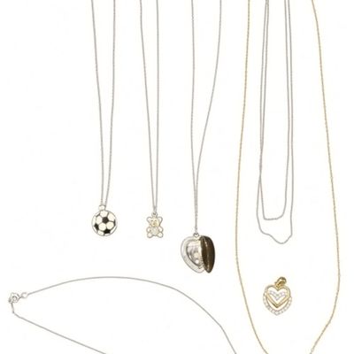 Sale Photo Thumbnail #216: Estate Necklace Lot, 4 Pendants Mixed Chains