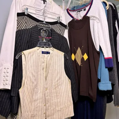 Women’s Size XL Clothing: Ralph Lauren, WHBM, Calvin Klein & More (14/XL)