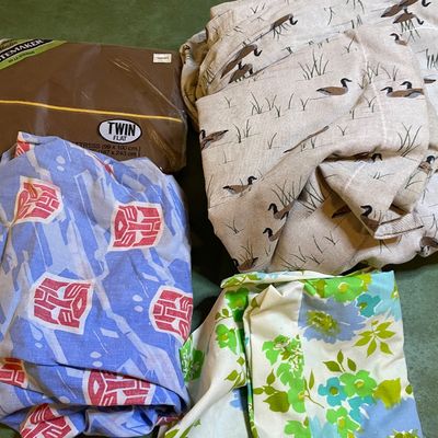 Sale Photo Thumbnail #769: Bed sheets