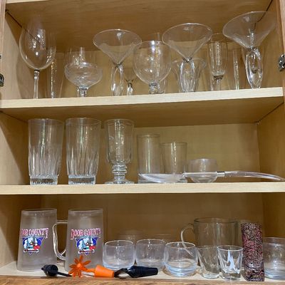 Sale Photo Thumbnail #21: Drinking glasses