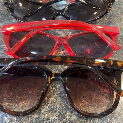 Sale Photo Thumbnail #350: Glasses