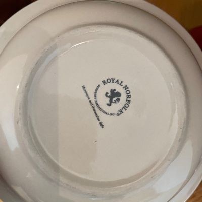 Sale Photo Thumbnail #86: Kitchen items