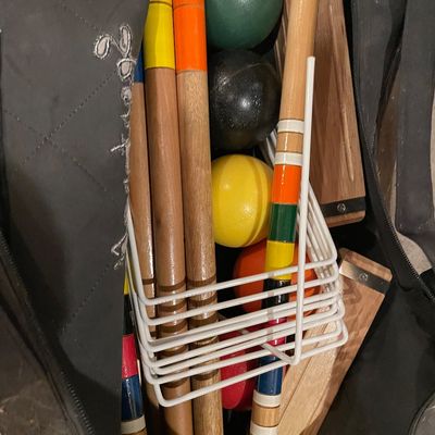 Sale Photo Thumbnail #607: With square mallets