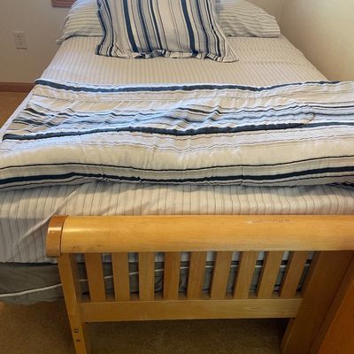 Sale Photo Thumbnail #222: Futon
